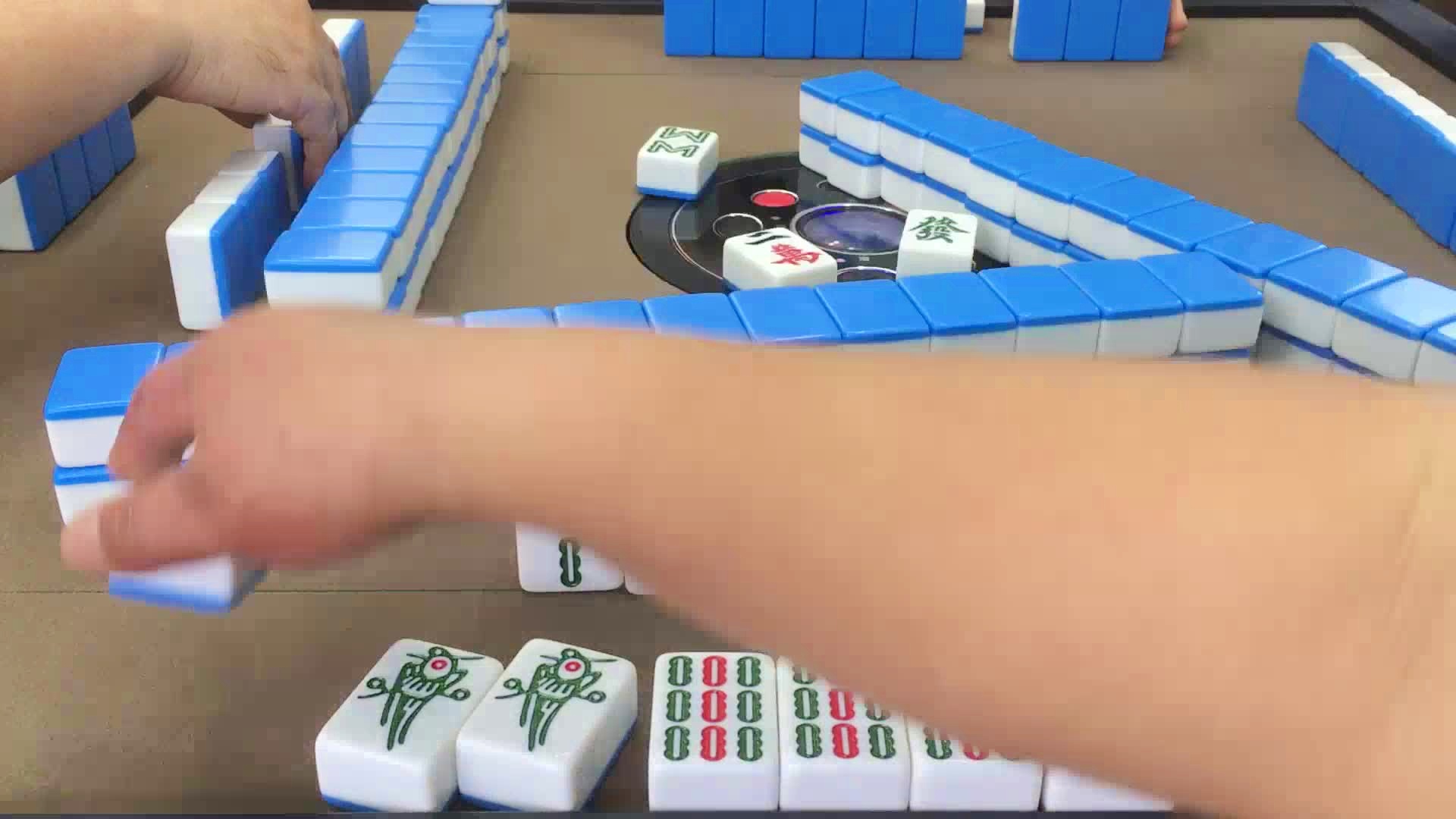 新教你‘‘玩呗麻将开挂使用办法!其实确实有挂