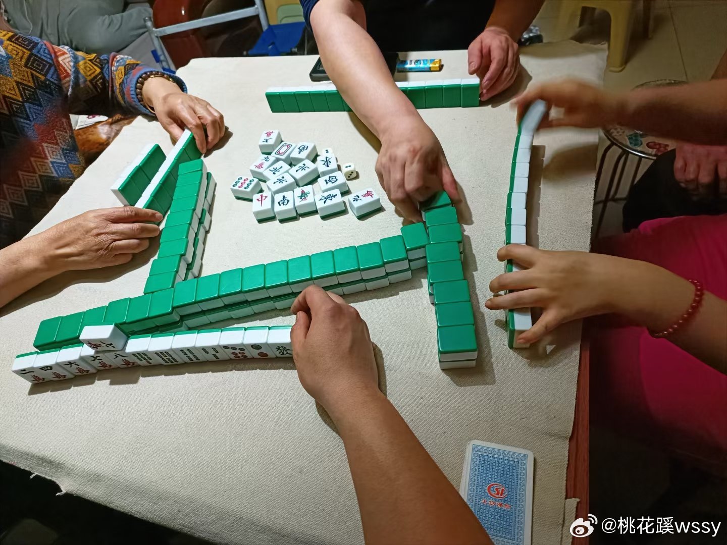 厉害了!微信群打麻将可以开挂吗-哔哩哔哩 