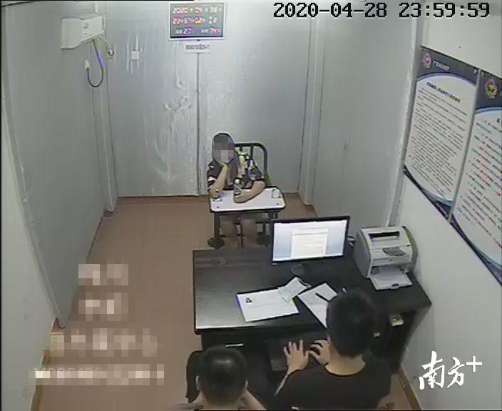 必看盘点揭秘!新又实用扑克牌打三公机器新款多少钱《新浪科技 讲解窍门》