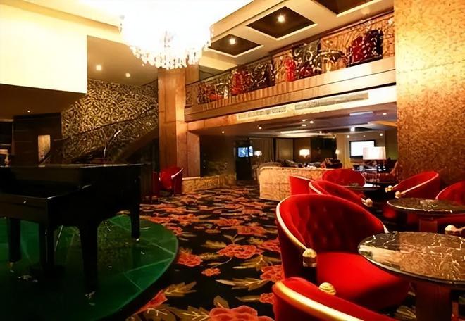 娱乐会所里面挂房什么意思（夜总会挂牌什么意思）