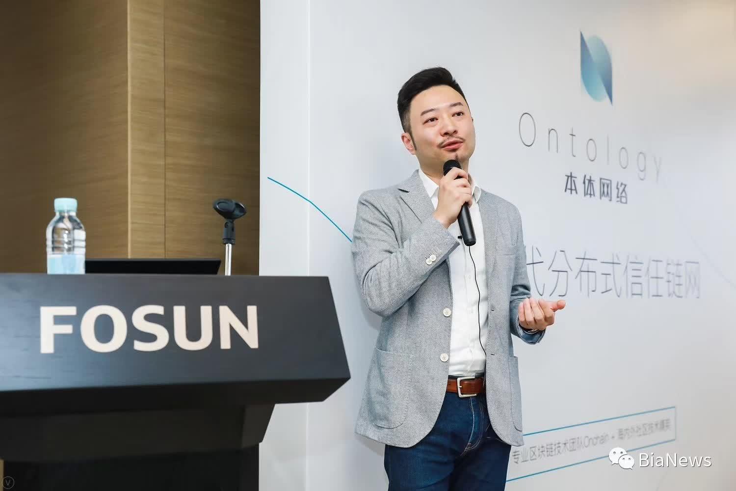 优选推荐“扑克牌玩三公报点设备仪器产品《新浪科技 讲解窍门》