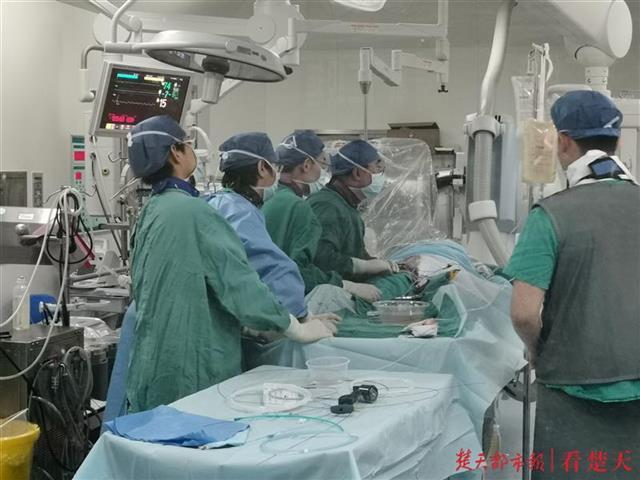 恩施人人麻将可以开挂吗（人人恩施麻将怎么下载不了）