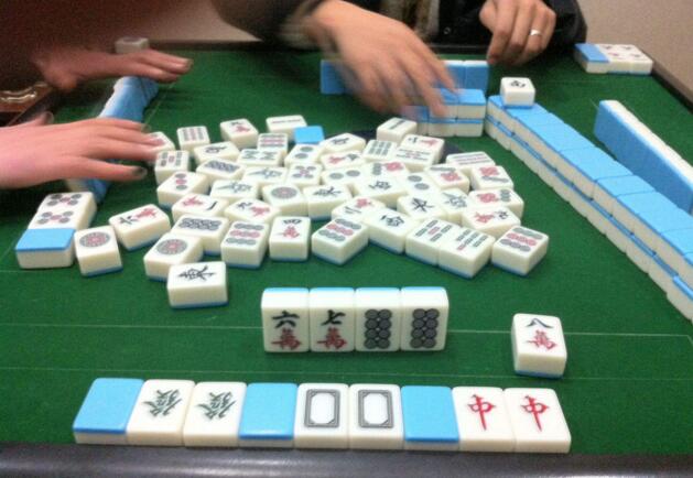 拼多多打麻将花钱吗有挂吗（拼多多打牌赚钱是不是真的）
